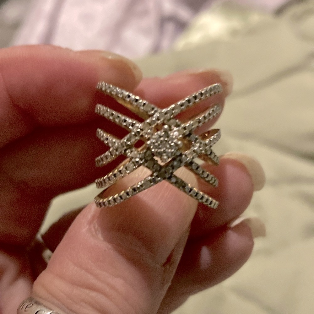 Beautiful CrissCross Ring 14k Over Sterling Silver Size 6